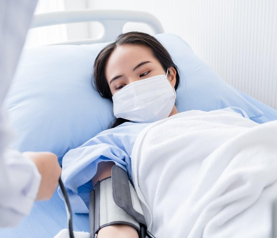 Woman hospitalized with flu