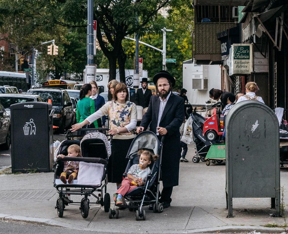 Family of Hassidic Jews